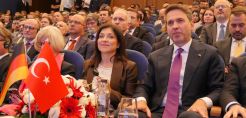 Περικοπές στην παραγωγή σταθμών ΑΠΕ παγκοσμίως: Φόβος ή ευκαιρία