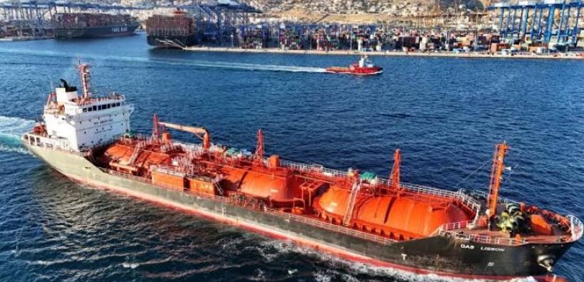 Δεξαμενόπλοιο LPG δέχτηκε επίθεση στο Ορμούζ