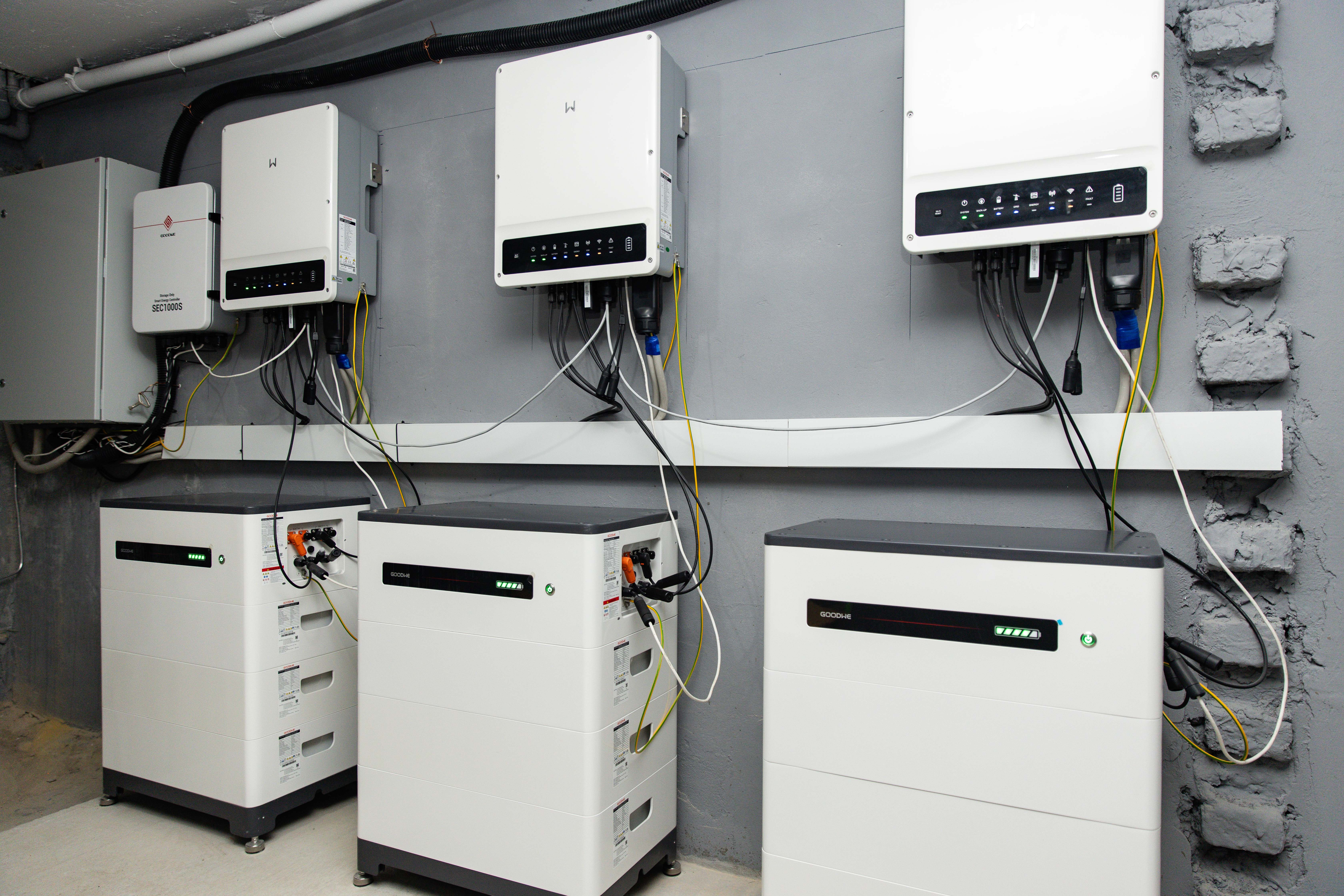 goodwe-et-series-hybrid-inverters