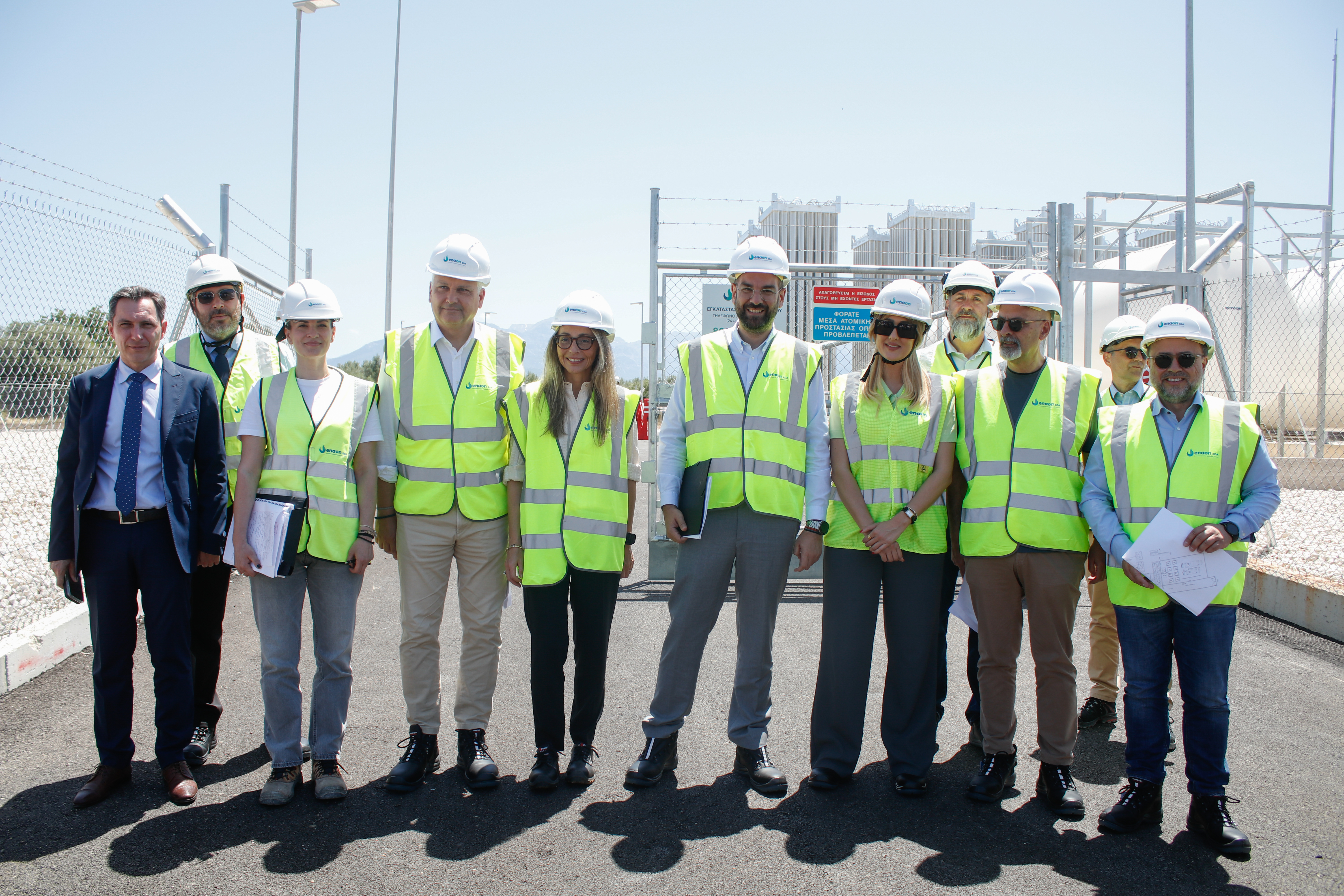 patra_lng_photo1