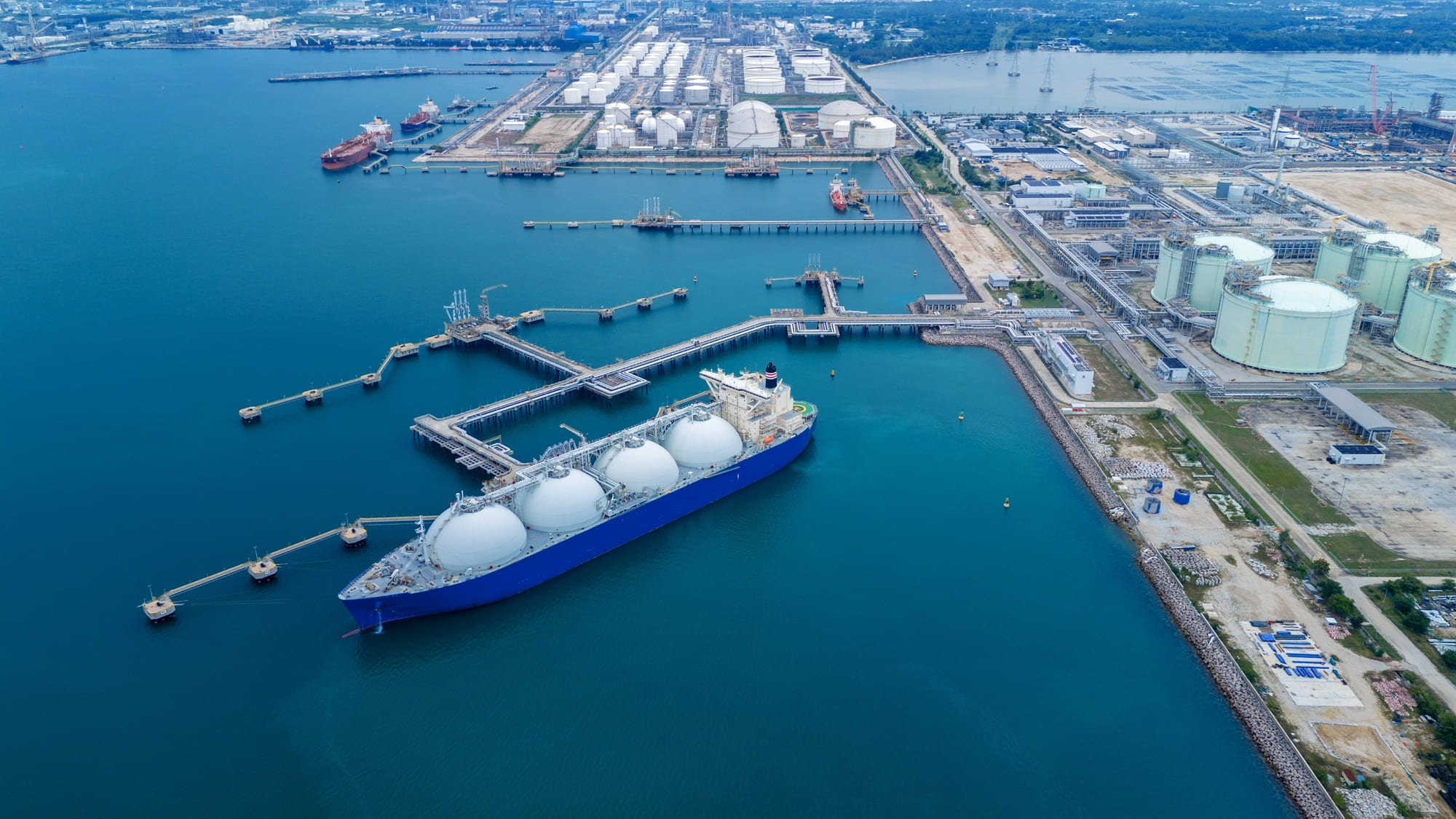 Αμερικανικό LNG στην Ευρώπη: οι πραγματικές δυνατότητες και τα «αγκάθια» της επόμενης μέρας