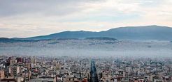 Κ. Ζακυνθινός: Eως και εκατό φορές περισσότερο ρυπογόνα τα τζάκια