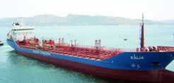 Τουρκία: Ζητά αποσυμφόρηση των Στενών από τα δεξαμενόπολοια