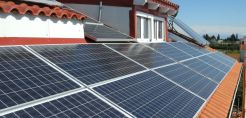 Υπογράφεται η υπουργική απόφαση για το net metering - Με τροπολογία πέρασε η διάταξη για το ΕΤΜΕΑΡ 