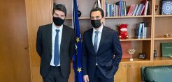 Συνεργασία ΥΠΕΝ με Citroen και γαλλικές επιχειρήσεις για τη δημιουργία ενός ακόμα κλιματικά ουδέτερου ελληνικού νησιού