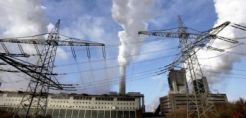 ΕΒΙΚΕΝ: Πολιτικό το θέμα της εφαρμογής της απόφασης της ΡΑΕ για τα τέλη διανομής – Τι δηλώνει η βιομηχανία