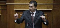 Θεοχάρης: Σε νομούς που αντιδρούν για τις ιδιωτικοποιήσεις της ΔΕΗ οι προσλήψεις