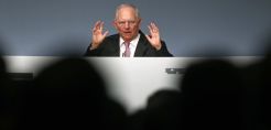 Σόιμπλε: H Ελλάδα δεν θα χρειαστεί άλλο πρόγραμμα και θα βγει στις αγορές το 2018