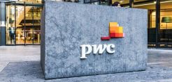 PwC Ελλάδας: Δυναμική συνεργασία με την ακαδημαϊκή κοινότητα - Υπέγραψε Μνημόνιο Συνεργασίας με το Πανεπιστήμιο Πελοποννήσου