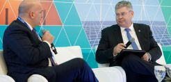 Σιάμισιης: Θέλουμε τα ΕΛΠΕ να φτάσουν τα 300 με 400 MW ΑΠΕ - Μας ενδιαφέρει ο επιχειρηματικός τομέας του αερίου