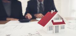 Εισπράττουν δημοτικά τέλη, αλλά δεν τα αποδίδουν: Πολλά τα εκατομμύρια που χρωστάνε οι εταιρείες προμήθειας ρεύματος στους Δήμους
