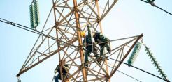 Το μεγάλο «ευχαριστώ» του Χατζηδάκη στους εναερίτες του ΔΕΔΔΗΕ
