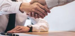 13εκ. ευρώ από τα ΕΕΑ Grants για τη στήριξη των ελληνικών επιχειρήσεων 
