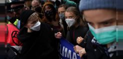 Διαδήλωση στο Λονδίνο με τη συμμετοχή της Γκρέτα Τούνμπεργκ