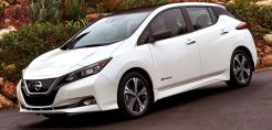 Το νέο ηλεκτροκίνητο Nissan Leaf ήρθε για να ανταγωνιστεί το Model 3 της Tesla