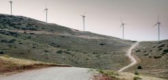 Μπαίνει σε λειτουργία από Σεπτέμβρη το «εμβληματικό» αιολικό πάρκο 154 MW της ENEL στον Καφηρέα