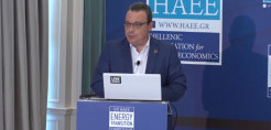Φάμελλος: Το κόστος ενέργειας δεν ακολουθεί την πτώση της ΟΤΣ ως αποτέλεσμα των επιλογών της κυβέρνησης - Άναρχο το σχέδιο για τις ΑΠΕ