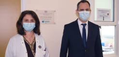 ΕΛΠΕ: Νέα δωρεά 5.000 αντιδραστηρίων στο «Θριάσιο» Νοσοκομείο