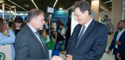 Εγκαίνια στο περίπτερο της ΕΔΕΥΕΠ στη ΔΕΘ από τον Υπουργό Περιβάλλοντος και Ενέργειας, Θεόδωρο Σκυλακάκη