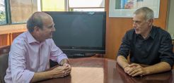 Η ενεργειακή αναβάθμιση των δημοσίων κτιρίων στην ατζέντα της συνάντησης Χατζηδάκη-Μώραλη
