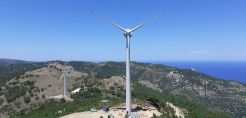 EWT: Επιτυχής ολοκλήρωση εγκατάστασης 2 ανεμογεννητριών DW52-900 στο νησί της Χίου
