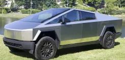 Tesla Cybertruck: Παρουσιάστηκε το πρώτο περιπολικό στην Καλιφόρνια