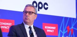 Λαδακάκος: Η αποθήκευση δεν είναι πανάκεια για τα προβλήματα της αγοράς ΑΠΕ – Κρίσιμο να διαμορφωθεί πιο ισορροπημένο ενεργειακό μείγμα