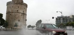 Θεσσαλονίκη: Ισχυρή καταιγίδα έθεσε εκτός λειτουργίας 11 γραμμές μέσης τάσης