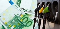 Eurostat: Αύξηση 23,8% σε έναν χρόνο στις τιμές καυσίμων για ιδιωτικά μέσα μεταφοράς στην ΕΕ