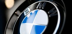 Η BMW κλείνει τα εργοστάσιά της σε Ευρώπη και Νότια Αφρική έως 19 Απριλίου
