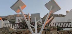 Σίφνος: Ένα πρωτότυπο ηλιακό δέντρο δώρισε το Ίδρυμα Ευγενίδου