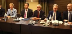 Τζ. Πάιατ: Πρωταγωνιστικός ο ρόλος της Ελλάδας στην ανάπτυξη καθαρής ενέργειας