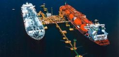 Επιμένουν οι Νορβηγοί της Hoegh στην πρόταση για άμεση προσωρινή εγκατάσταση δικού τους FSRU στο Βασιλικό