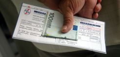 Κώστας Αντωνάκος: Ηλεκτροσόκ σε νοικοκυριά, μπλακ άουτ στις εφορίες 