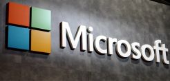 Η Microsoft ανέπτυξε μια οθόνη που δεν χρειάζεται φόρτιση