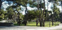 ΔΕΔΔΗΕ: Πήρε ρεύμα η πλατεία της Βαρυμπόμπης - Διακοπές σε Εύβοια, Κω, Κάλυμνο, Ηλεία