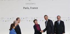 Ολάντ: Η COP21 εγείρει μεγάλη ελπίδα που δεν δικαιούμαστε να διαψεύσουμε