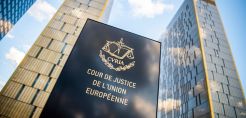 Γνωμοδότηση βόμβα προς το Ευρωδικαστηρίο, κρίνει νόμιμες τις αναδρομικές μειώσεις στις ταρίφες των ΑΠΕ - Τι σημαίνει για την Ελληνική αγορά