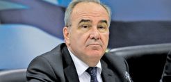 Παπαθανάσης: Η ρήτρα αναπροσαρμογής καταργείται τον Ιούλιο - Δεν υπάρχει χώρα που έχει επιβάλει τόσο υψηλό φόρο στα υπερκέρδη εταιρειών ενέργειας, όσο η Ελλάδα