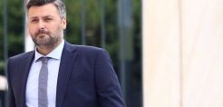 Ι. Καλλιάνος: Ερώτηση για την εγκατάσταση φωτοβολταϊκών συστημάτων στα σχολεία του Νότιου Τομέα Αθηνών
