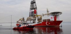 Ντονμέζ: Το Γιαβούζ ξεκινά γεωτρήσεις - Τον Αύγουστο το Ορούτς Ρέις