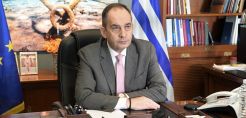 Πλακιωτάκης: Έργα ΑΠΕ στα λιμάνια και υποδομές για ηλεκτροδότηση των πλοίων