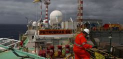 Πτώση 30% στα καθαρά κέρδη της Petrobras το β' τρίμηνο