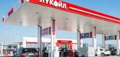 ΔΕΗ: "Βουτιά" σχεδόν 25% στο πράσινο τιμολόγιο Απριλίου, στα 11,67 λεπτά/KWh - 8,57 λεπτά για το διζωνικό τιμολόγιο