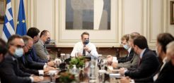 Τέλος οι επιδοτήσεις σε εξοχικά και βίλες - Ενισχύσεις μόνο στην κύρια κατοικία - Μπαίνει «κόφτης» στην κατανάλωση - Από εβδομάδα οι ανακοινώσεις