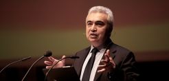 Μπιρόλ: Αρνητικές συνέπειες για καταναλωτές και παραγωγους από το ακριβό πετρέλαιο