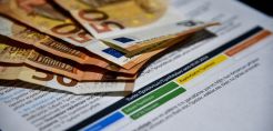 Οι στρατηγικές των παρόχων για τα τιμολόγια του Απριλίου