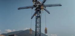 Ο γερανός των Άλπεων, η βαρύτητα και η καθαρή ενέργεια