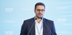 Δουρίδας (Hellenic Hydrogen): Ζητούνται λύσεις σε αδειοδότηση, χρηματοδότηση και υποδομές για να προχωρήσει το πράσινο υδρογόνο στην Ευρώπη