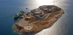 Με τρία φορτία LNG το αρχικό πρόγραμμα εκφορτώσεων του ΔΕΣΦΑ στη Ρεβυθούσα για τον Ιούνιο
